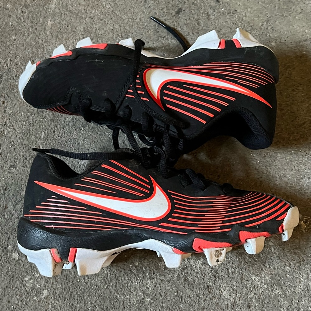 Youth Cleats